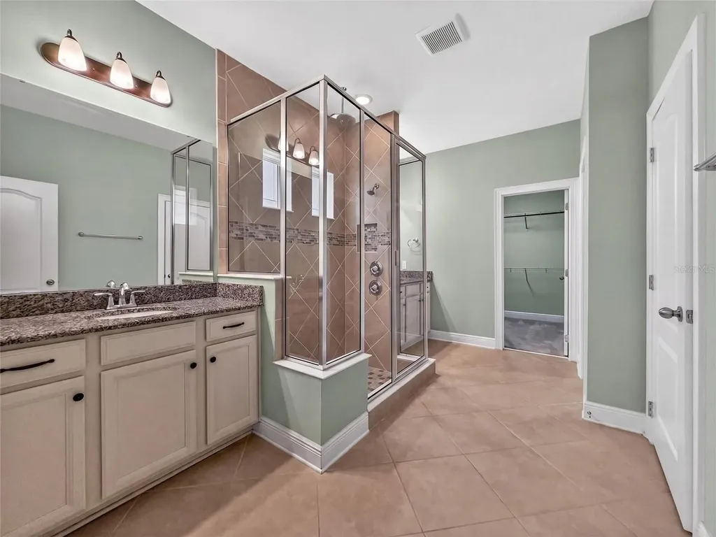 2062 Redbay Avenue Minneola FL 34715