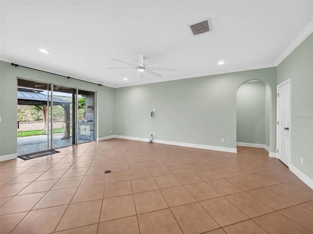 2062 Redbay Avenue Minneola FL 34715