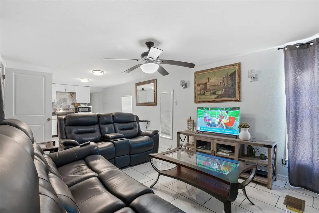 911 Marjorie Avenue Brandon FL 33511