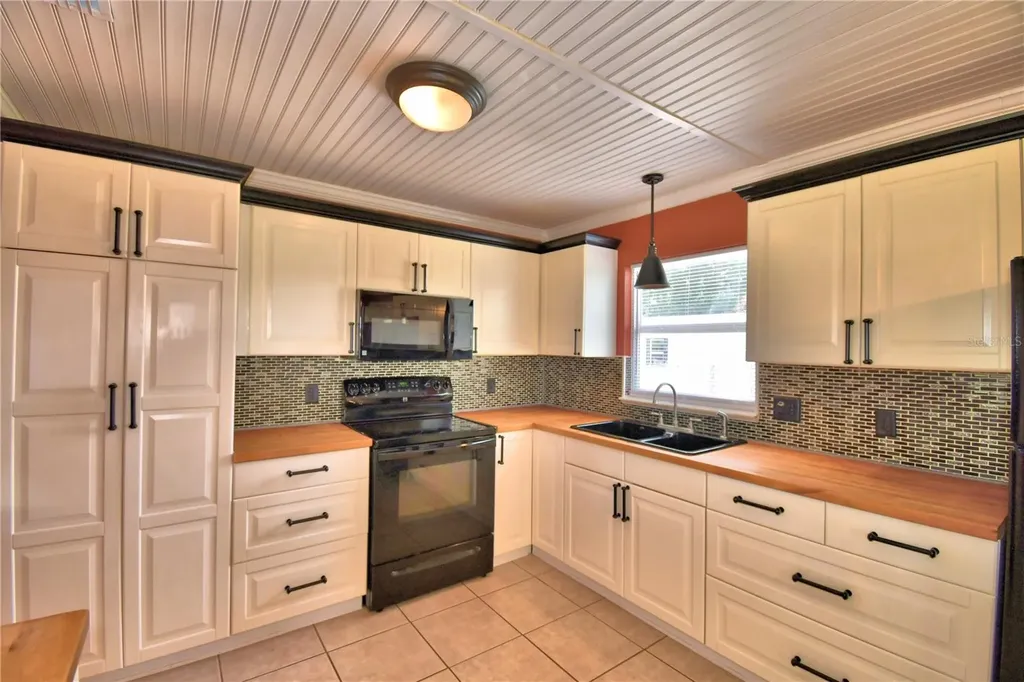 606 N Nashua Avenue Fort Meade FL 33841