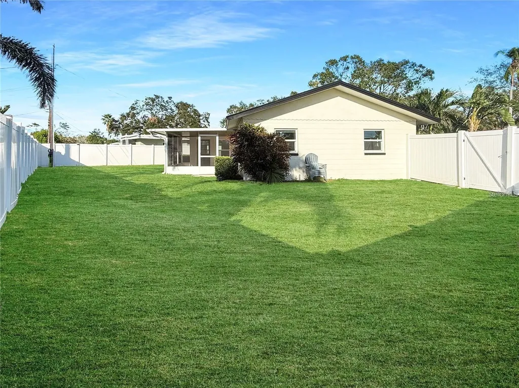 8802 109th Lane Seminole FL 33772