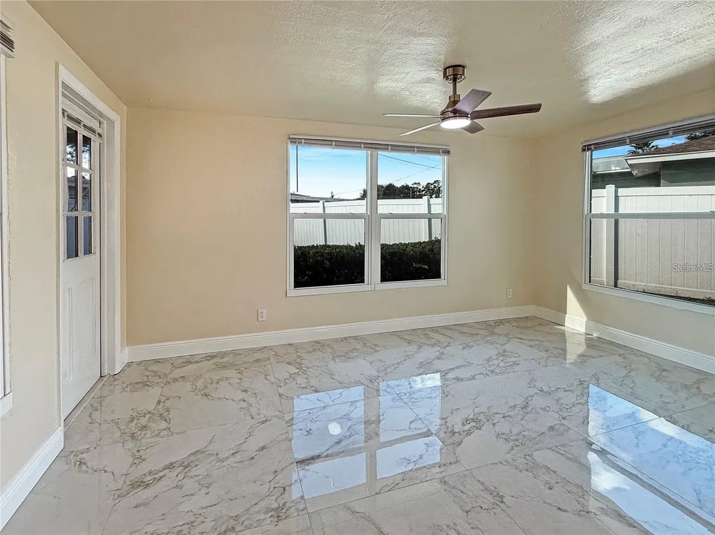 8802 109th Lane Seminole FL 33772