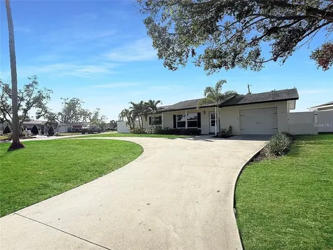 8802 109th Lane Seminole FL 33772