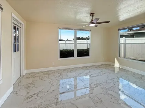 8802 109th Lane Seminole FL 33772