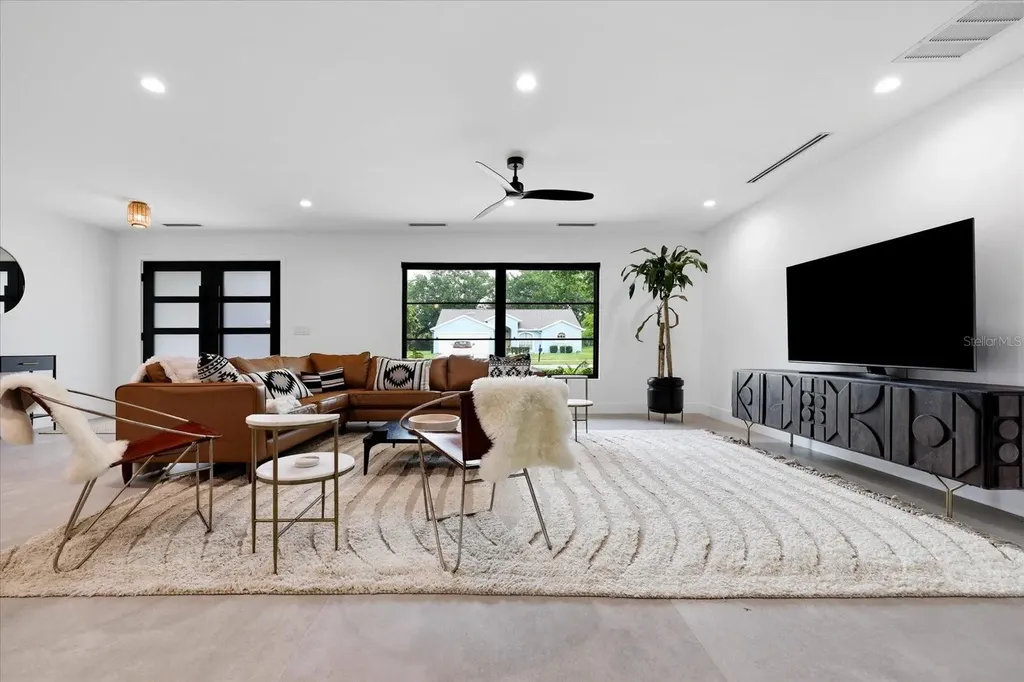 616 Fayette Drive N Safety Harbor FL 34695