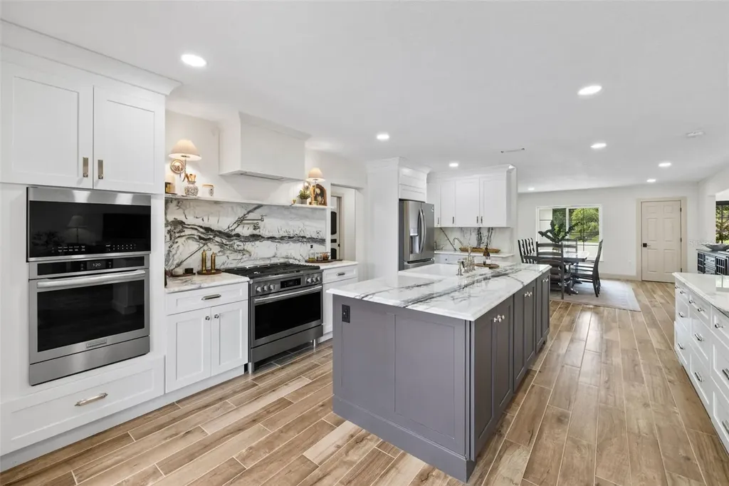 7351 Iguana Drive Sarasota FL 34241