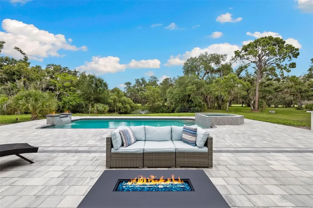 7351 Iguana Drive Sarasota FL 34241
