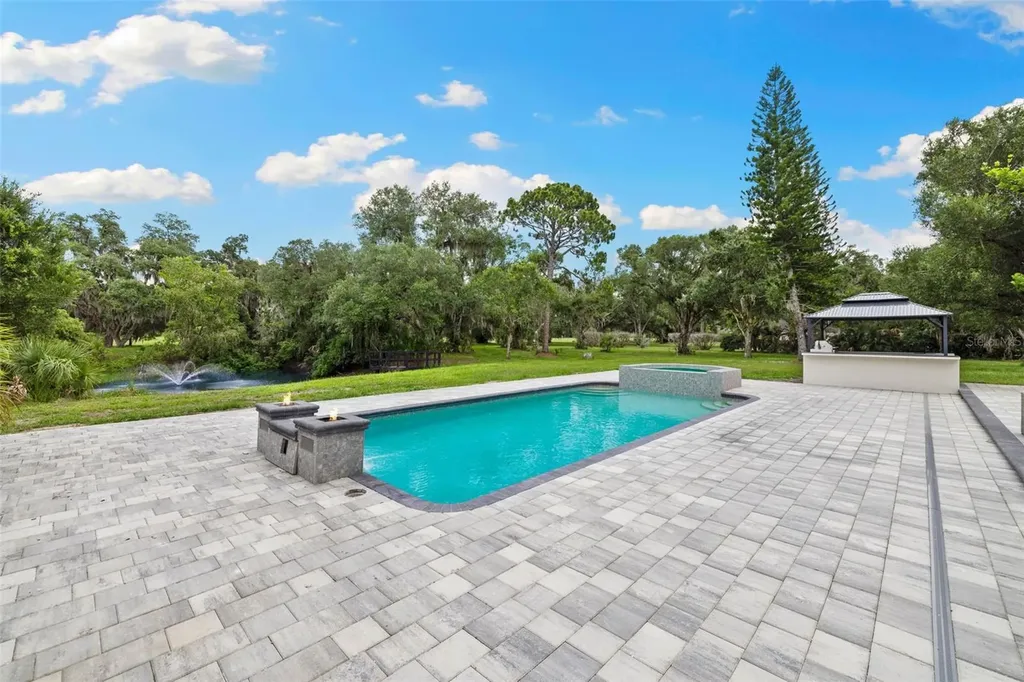 7351 Iguana Drive Sarasota FL 34241