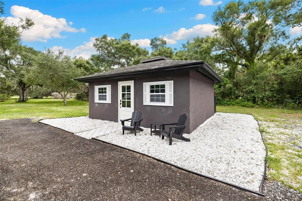 7351 Iguana Drive Sarasota FL 34241