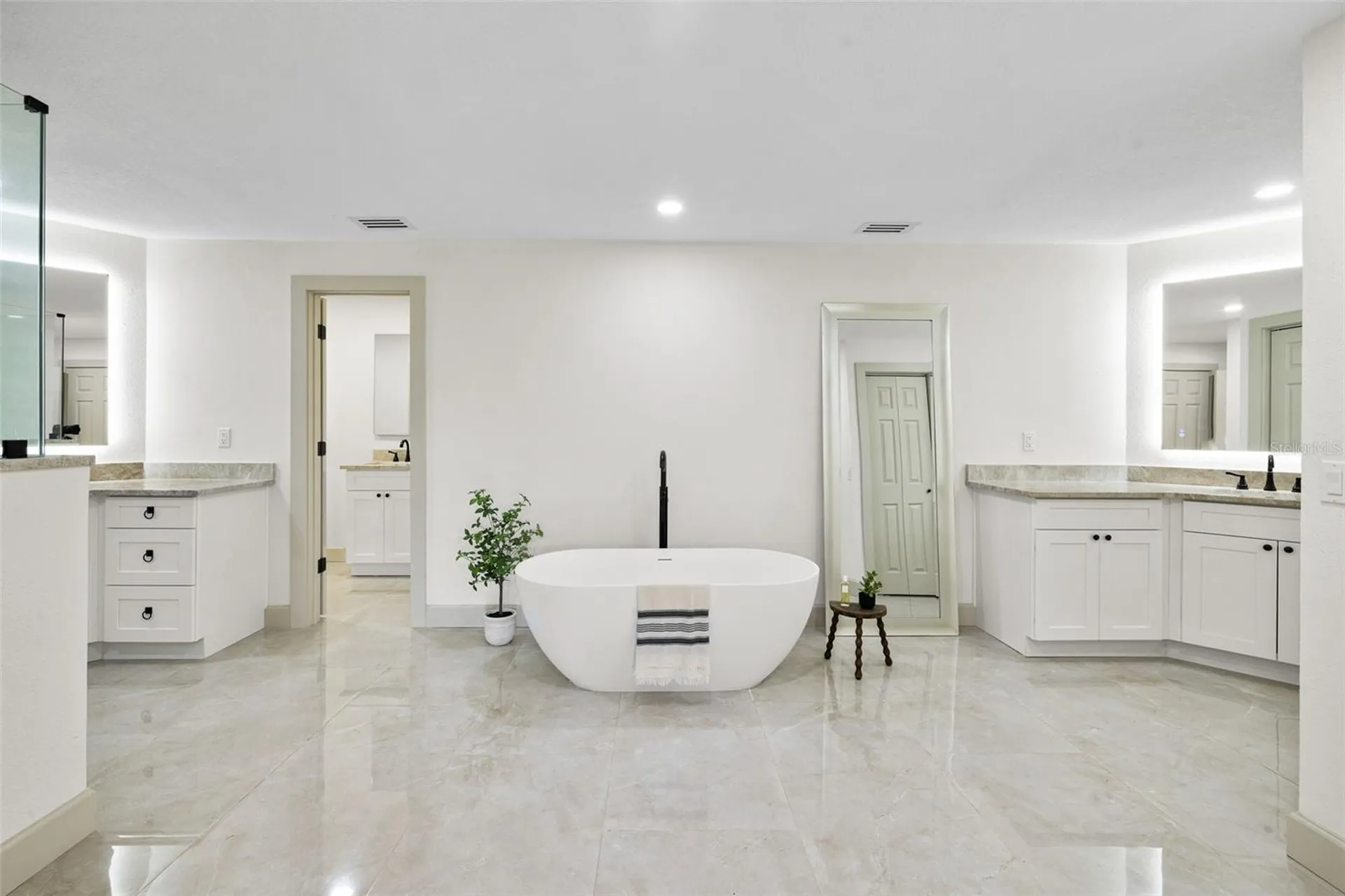 7351 Iguana Drive Sarasota FL 34241