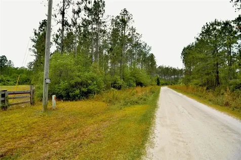 Sweet Gum Road Glen St Mary FL 32040