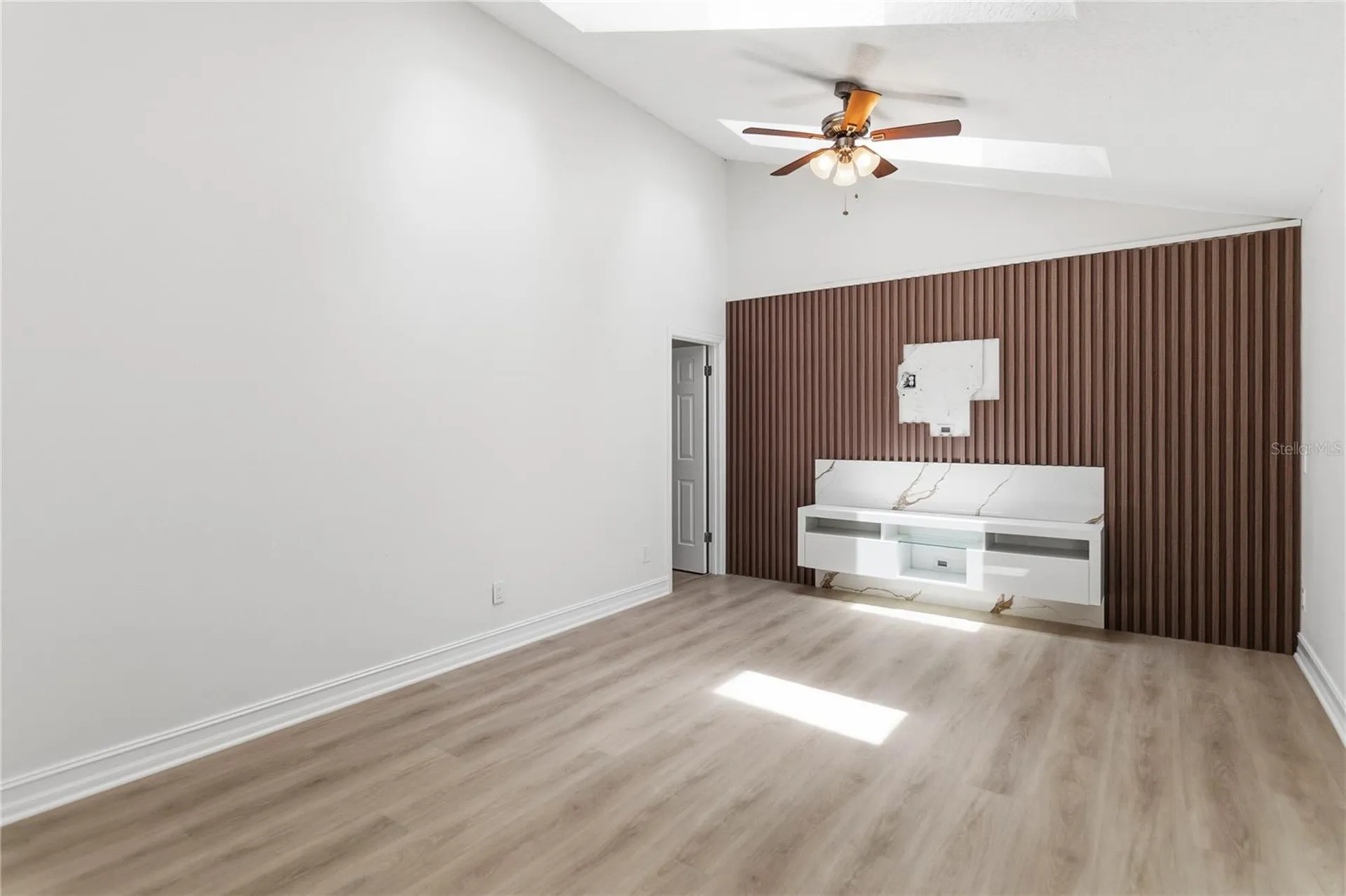 8055 Lesia Circle Orlando FL 32835