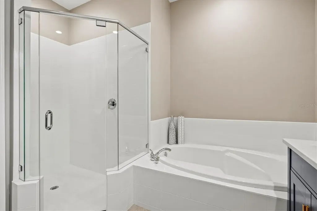 9144 Willow Brook Drive Sarasota FL 34238