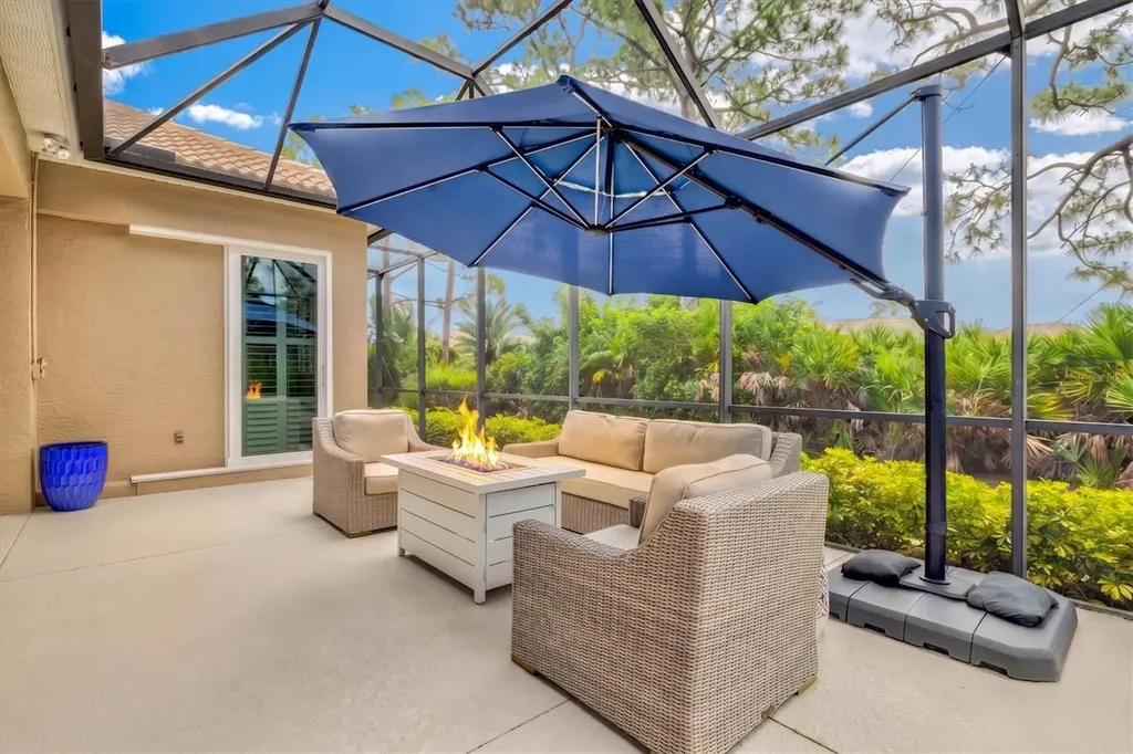 9144 Willow Brook Drive Sarasota FL 34238