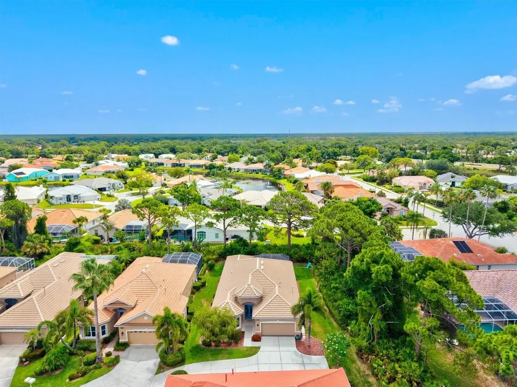 9144 Willow Brook Drive Sarasota FL 34238
