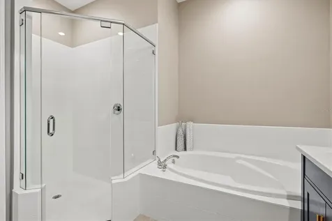 9144 Willow Brook Drive Sarasota FL 34238