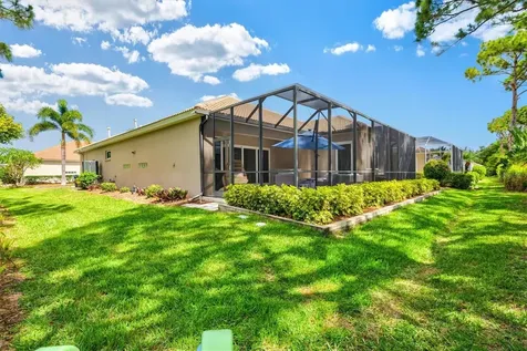 9144 Willow Brook Drive Sarasota FL 34238