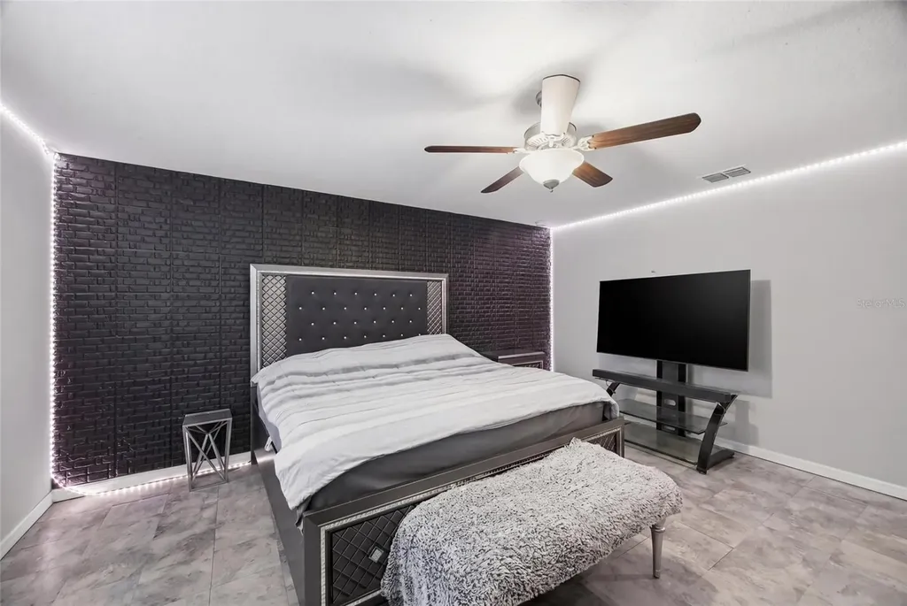 3035 Moulden Hollow Drive Zephyrhills FL 33540