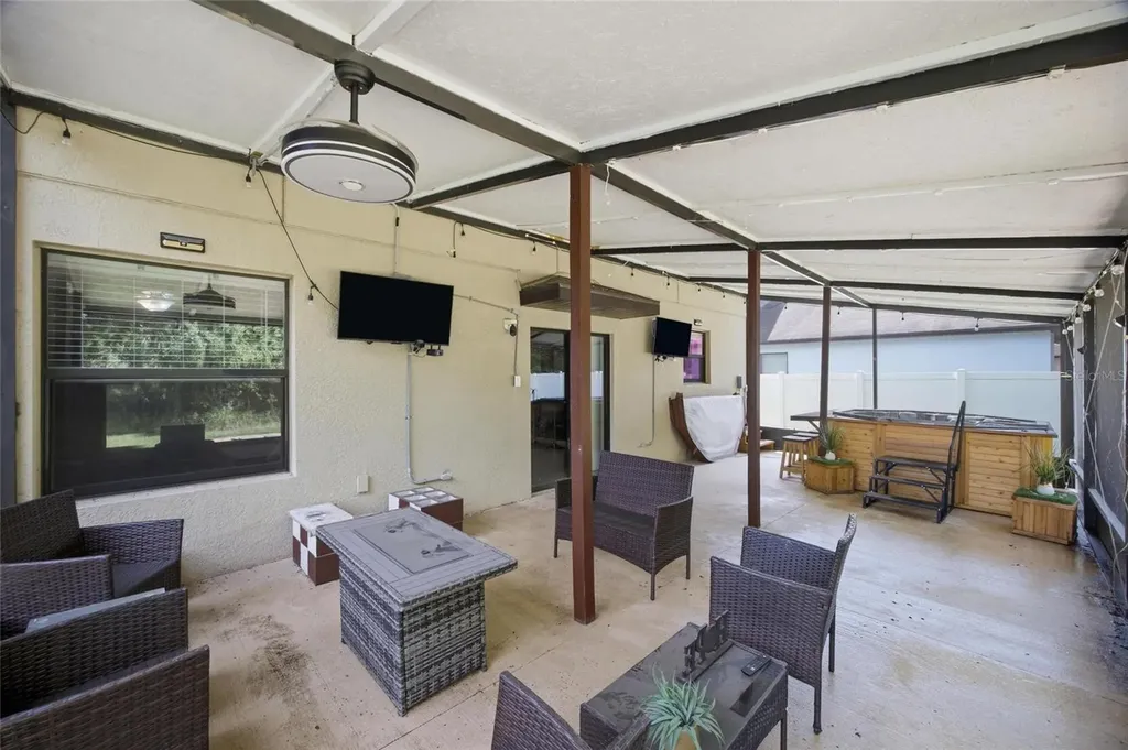 3035 Moulden Hollow Drive Zephyrhills FL 33540