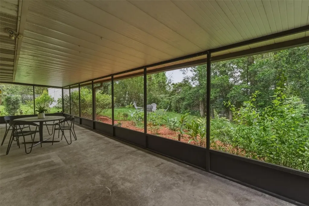 2334 Dartmouth Road Deland FL 32724