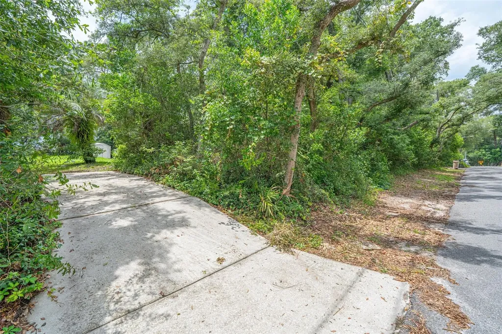 2334 Dartmouth Road Deland FL 32724