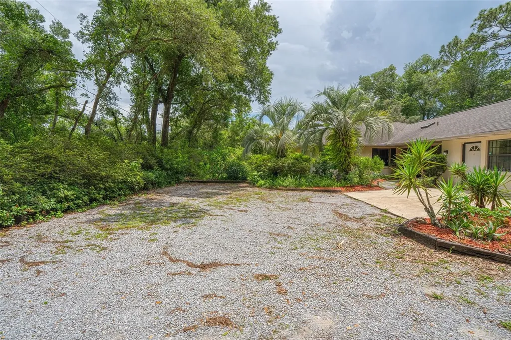 2334 Dartmouth Road Deland FL 32724