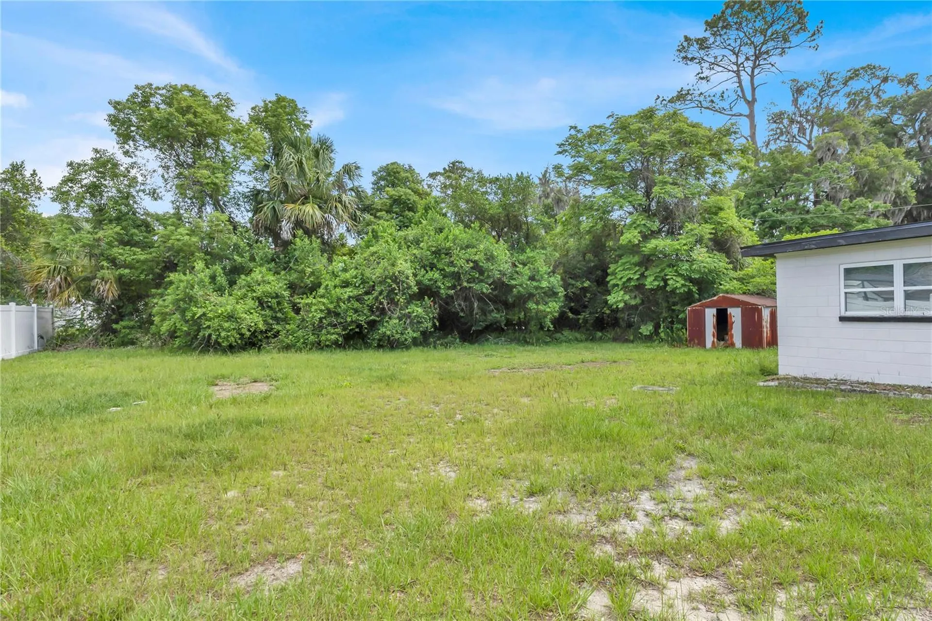 226 S Hill Avenue Deland FL 32724