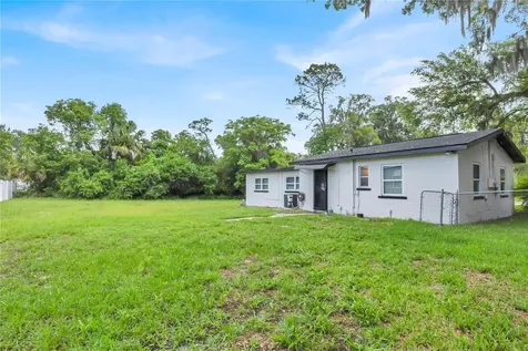 226 S Hill Avenue Deland FL 32724
