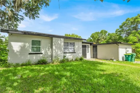 226 S Hill Avenue Deland FL 32724