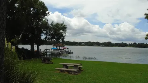 1249 Lake Willisara Circle Orlando FL 32806
