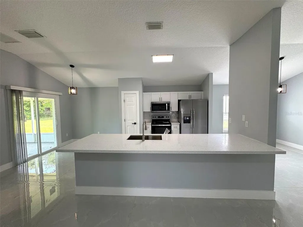 12 N Reynolds Place Palm Coast FL 32164