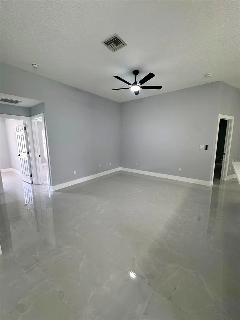12 N Reynolds Place Palm Coast FL 32164