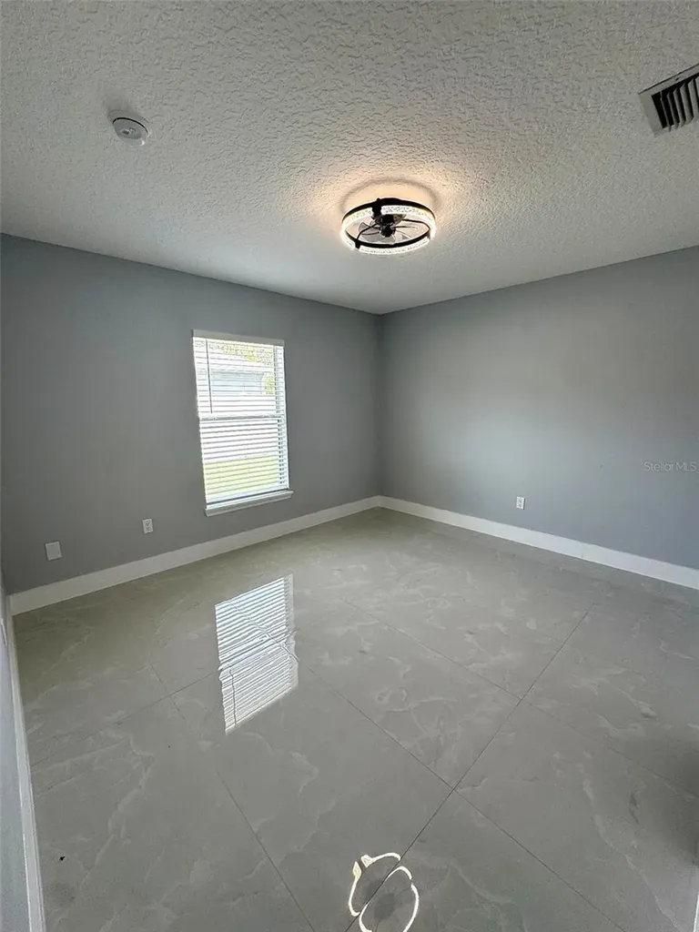 12 N Reynolds Place Palm Coast FL 32164