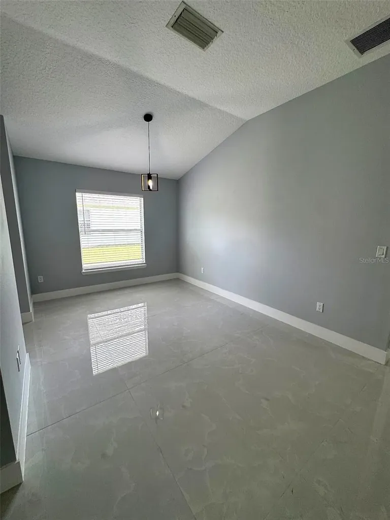 12 N Reynolds Place Palm Coast FL 32164