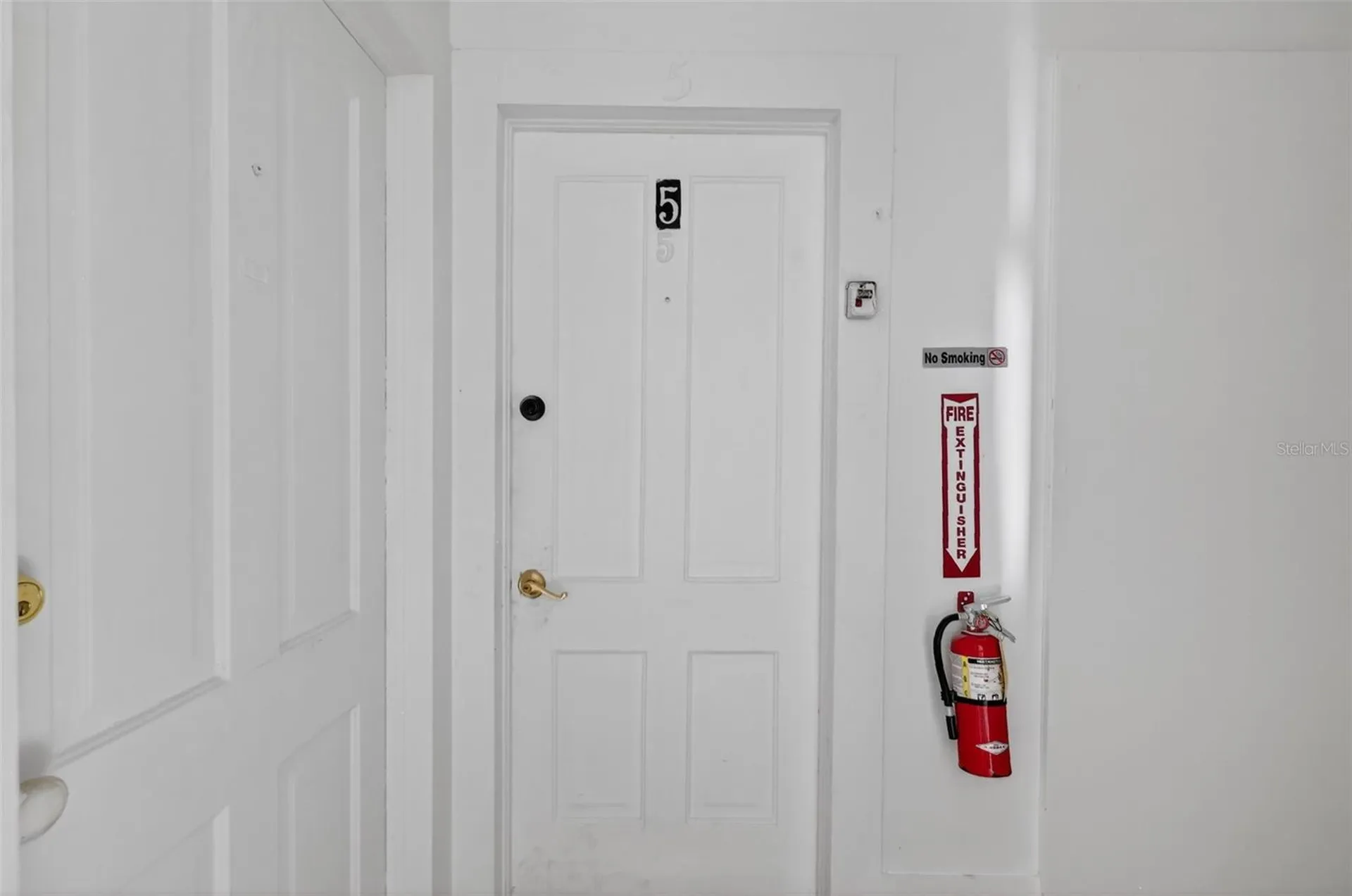527 E Lemon Avenue Eustis FL 32726