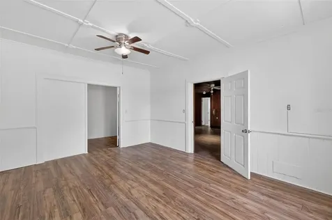 527 E Lemon Avenue Eustis FL 32726