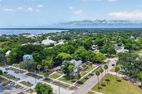 527 E Lemon Avenue Eustis FL 32726