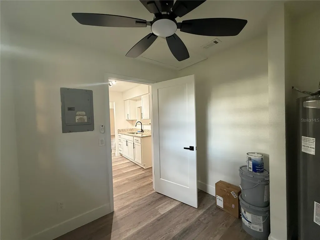 40233 Palm Street Lady Lake FL 32159