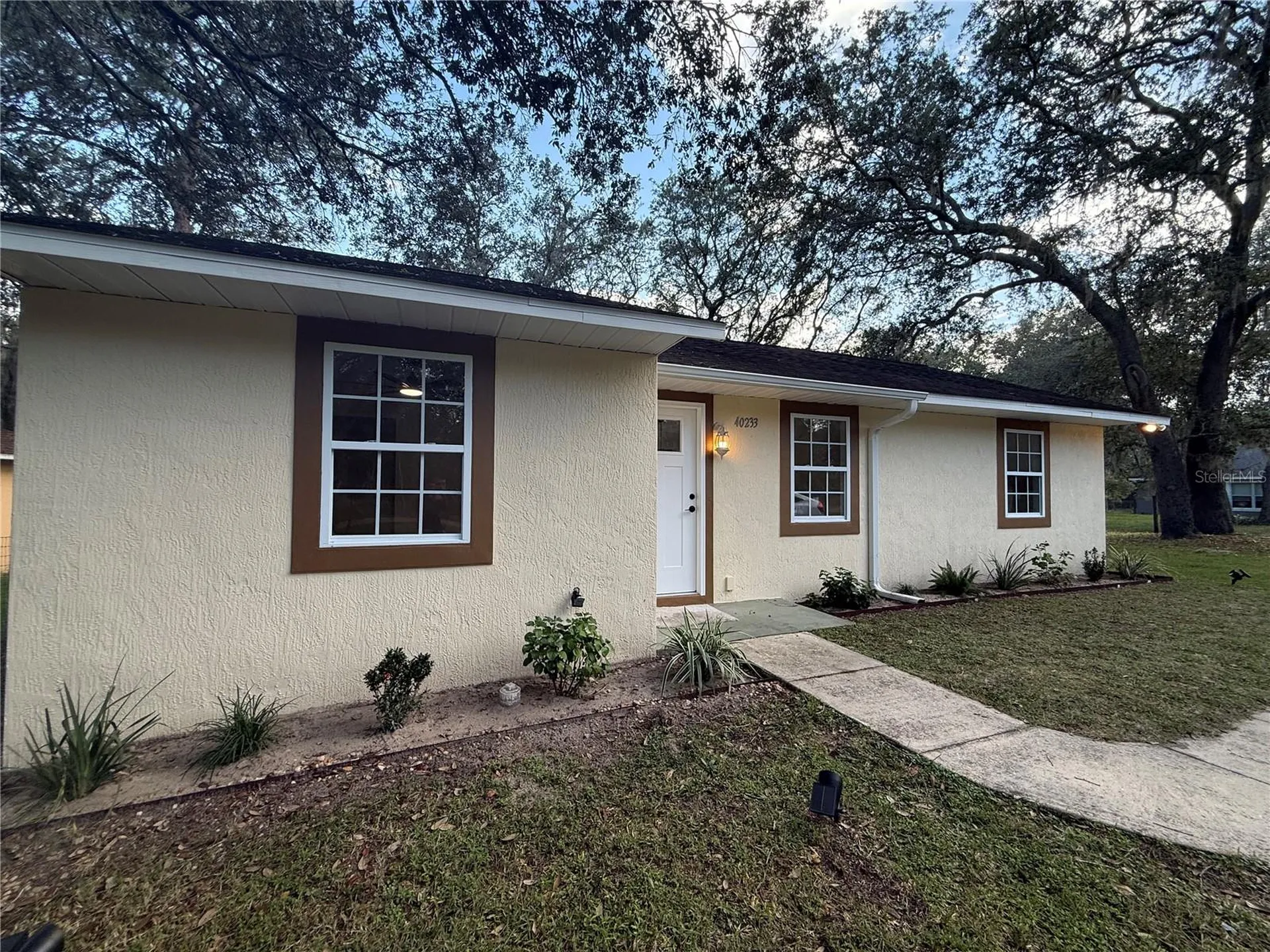 40233 Palm Street Lady Lake FL 32159