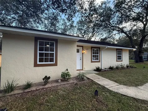 40233 Palm Street Lady Lake FL 32159