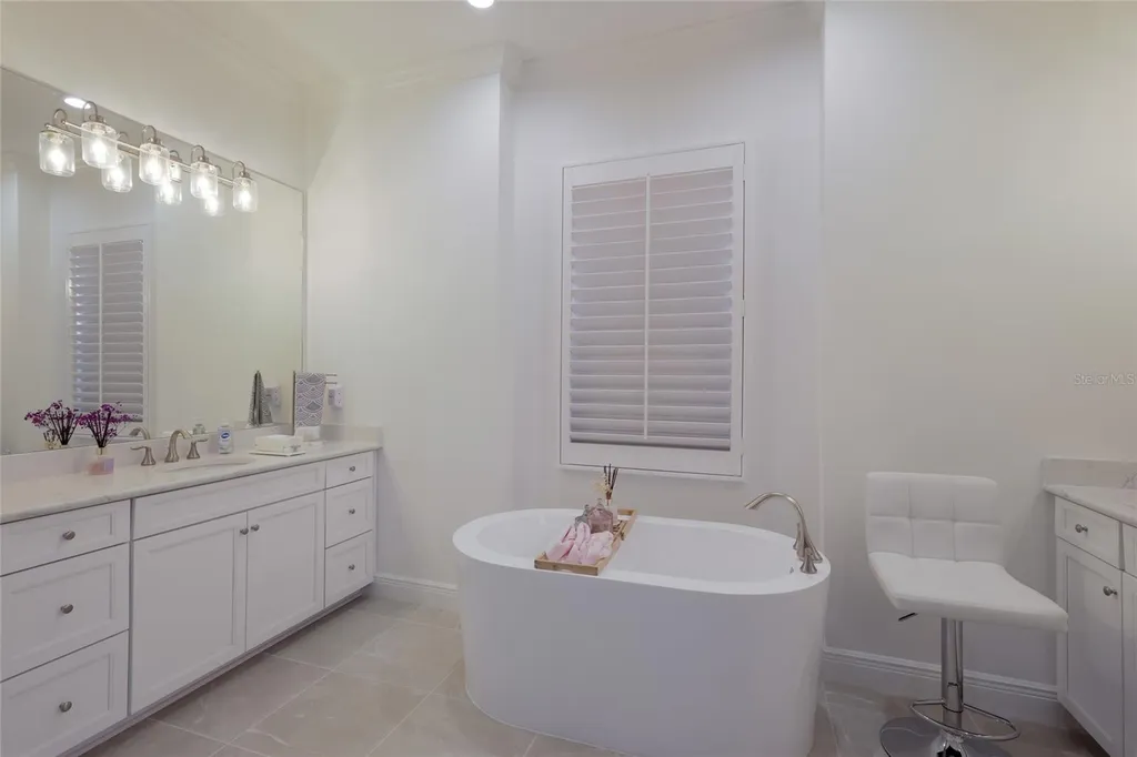 2493 Paradise Plum Drive Sarasota FL 34240