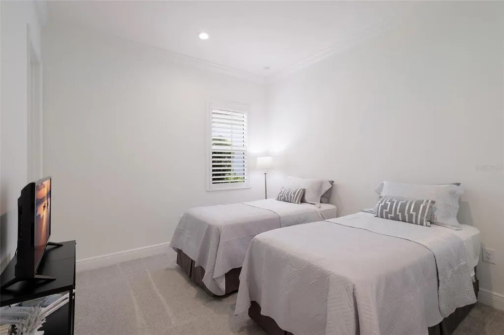 2493 Paradise Plum Drive Sarasota FL 34240