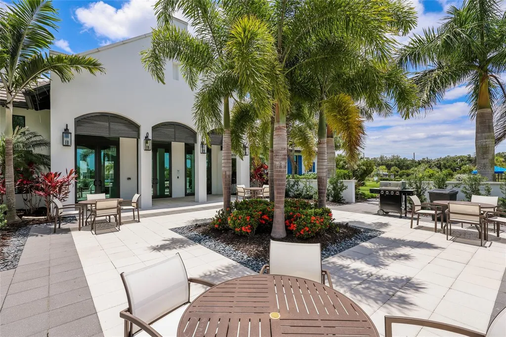 2493 Paradise Plum Drive Sarasota FL 34240
