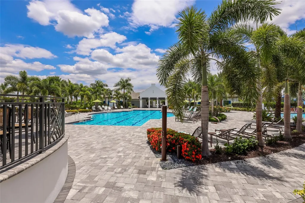 2493 Paradise Plum Drive Sarasota FL 34240
