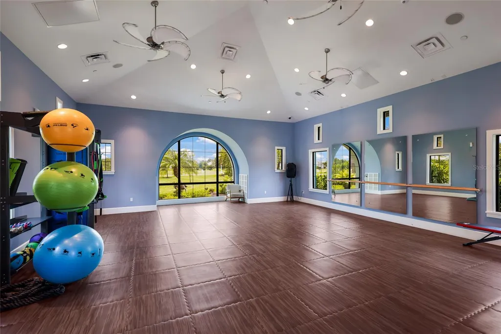 2493 Paradise Plum Drive Sarasota FL 34240