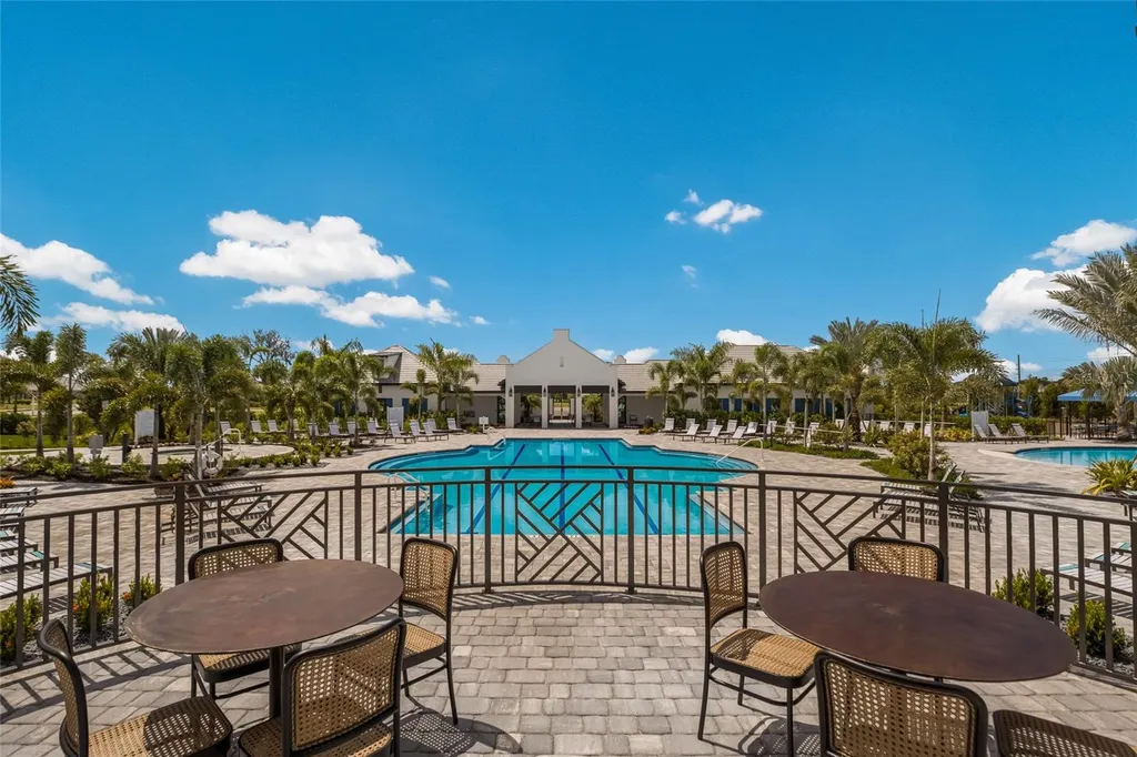2493 Paradise Plum Drive Sarasota FL 34240