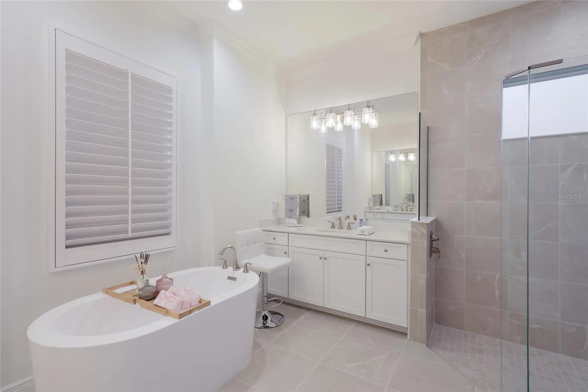 2493 Paradise Plum Drive Sarasota FL 34240
