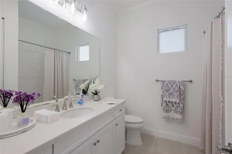 2493 Paradise Plum Drive Sarasota FL 34240