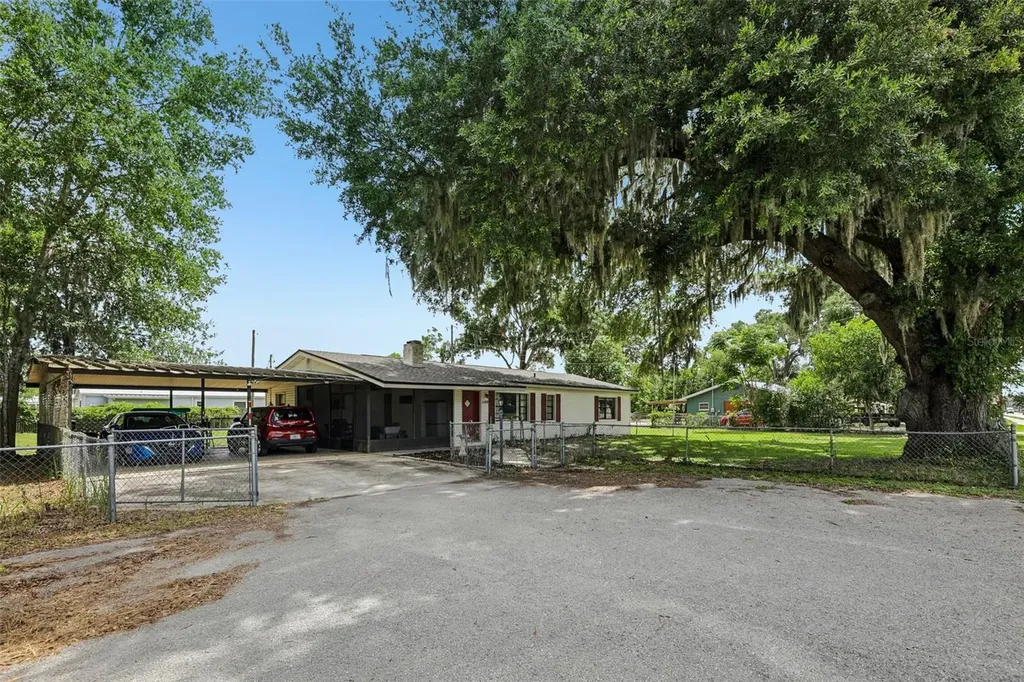1109 W C 48 Bushnell FL 33513
