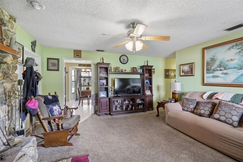 1109 W C 48 Bushnell FL 33513